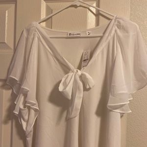 New York & Company white flutter sleeve blouse